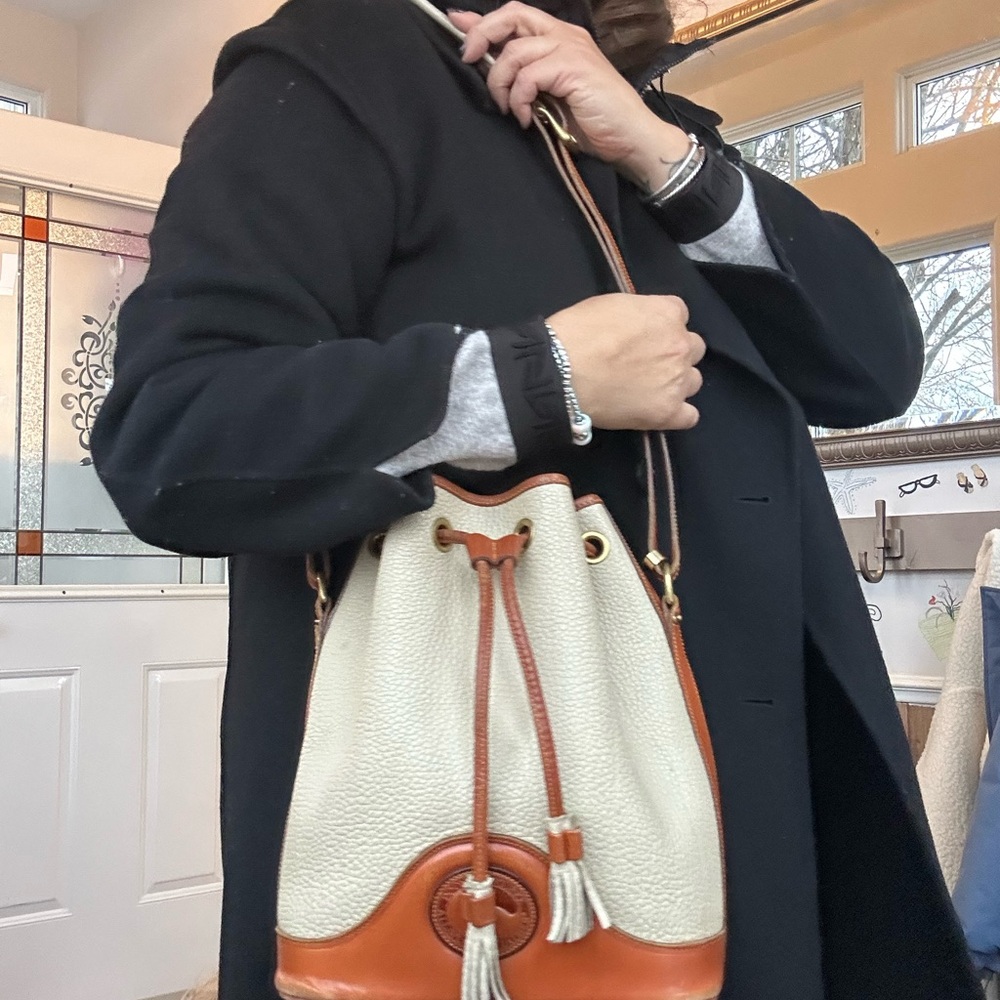 Vintage Dooney and Bourke bucket bag